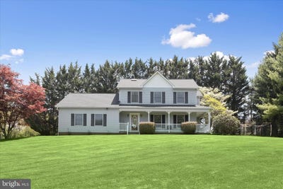 /international/us/3325-maple-grove-rd-manchester-md-110107727079/