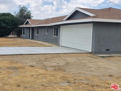 /international/us/10107-e-avenue-r14-littlerock-ca-110109823410/