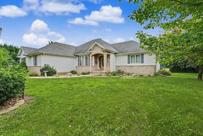 /international/us/2048-county-road-1800-urbana-il-110108914028/