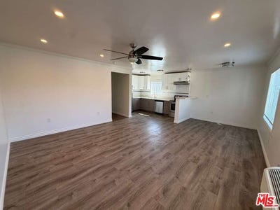 /international/us/6821-ben-ave-north-hollywood-ca-110108626301/