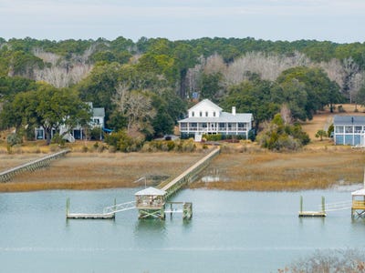 /international/us/8107-doar-road-awendaw-sc-110105195445/