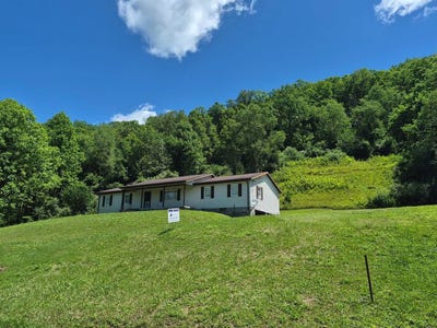 /international/us/3438-wv-hwy-18-troy-wv-110108967077/