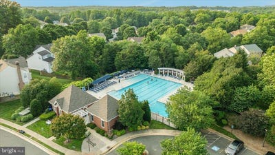 /international/us/8105-haddington-court-fairfax-station-va-110099161548/?lang=zh-tw