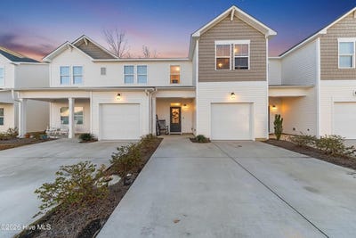 /international/us/3029-portico-court-leland-nc-110105878166/