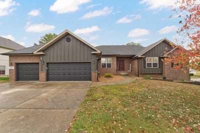 /international/us/3668-n-oak-point-avenue-springfield-mo-110120762034/
