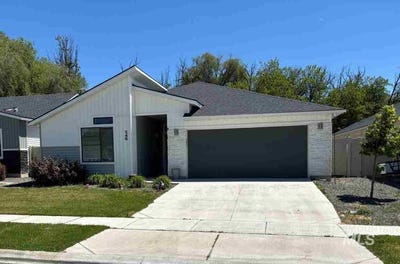 /international/us/546-s-bangor-way-nampa-id-110108478593/