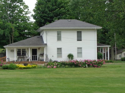 /international/us/127-wilber-street-north-adams-mi-110100400855/