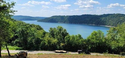/international/us/harbor-pointe-drive-lot-84-lot-84-silver-point-tn-110107082469/