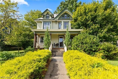 /international/us/517-n-10th-street-cambridge-oh-110119961473/