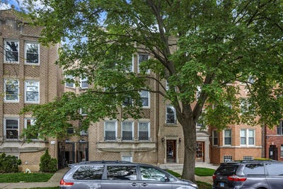 /international/us/6549-n-mozart-street-chicago-il-110106254836/