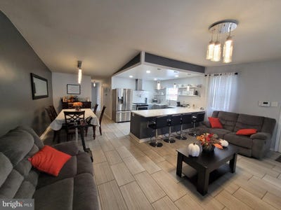 /international/us/2328-loney-street-philadelphia-pa-110120124568/