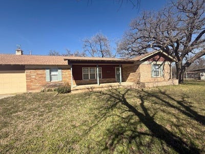 /international/us/504-w-pioneer-street-rising-star-tx-110104307994/