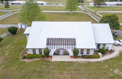 /international/us/4450-se-216th-avenue-morriston-fl-110098596788/