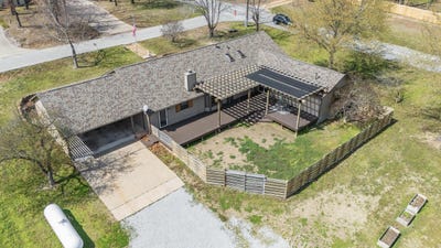 /international/us/1301-maple-drive-grove-ok-110106553287/
