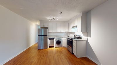 /international/us/40-bee-street-charleston-sc-110088874839/