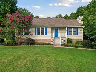 /international/us/442-spicer-road-lynchburg-va-110101117032/