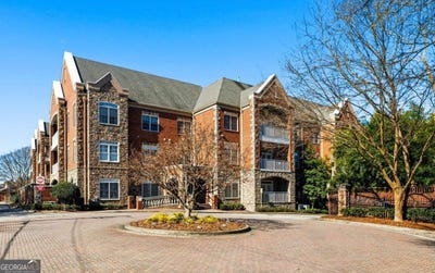 /international/us/417-clairemont-avenue-decatur-ga-110105269280/