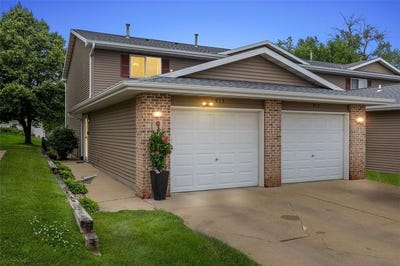/international/us/919-grand-ave-court-marion-ia-110109122095/