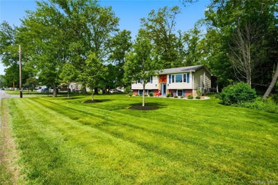 /international/us/210-libertyville-road-new-paltz-ny-110108723723/