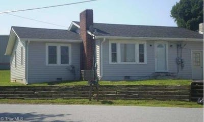 /international/us/309-main-street-jonesville-nc-110104624961/