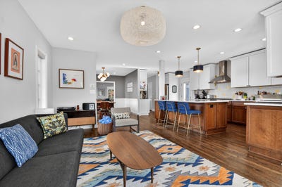/international/us/6228-30th-st-nw-washington-dc-110107196663/