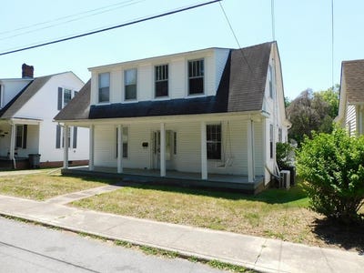 /international/us/1315-wilkerson-street-south-boston-va-110108234406/