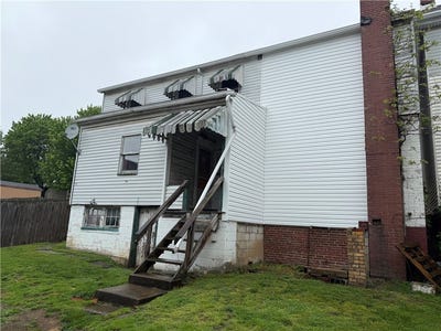 /international/us/1020-lane-way-city-of-greensburg-pa-110108235264/