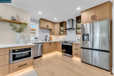 /international/us/2825-ptarmigan-drive-walnut-creek-ca-110105640550/