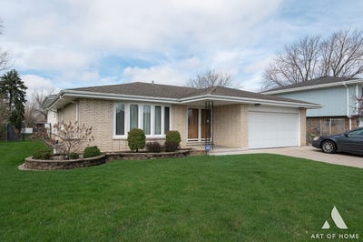 /international/us/10614-s-84th-avenue-palos-hills-il-110107003090/