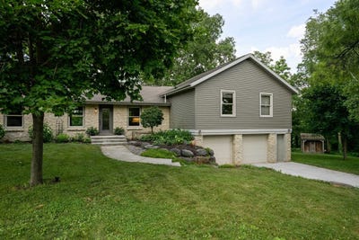 /international/us/970-water-street-prairie-du-sac-wi-110108845007/