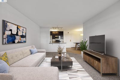 /international/us/6400-christie-ave-emeryville-ca-110107749199/