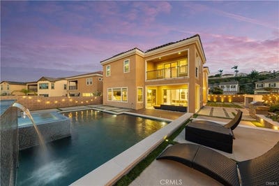 /international/us/5996-porto-street-chino-hills-ca-110108963564/?lang=zh-tw