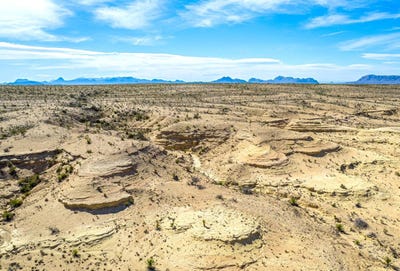 /international/us/45-esperanza-road-alpine-terlingua-tx-110108348216/