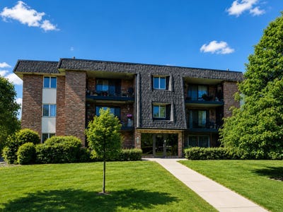 /international/us/9122-w-140th-street-orland-park-il-110108236717/