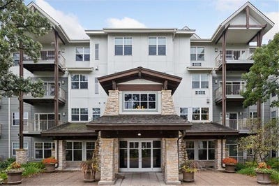 /international/us/1900-rush-lake-trail-new-brighton-mn-110106223884/