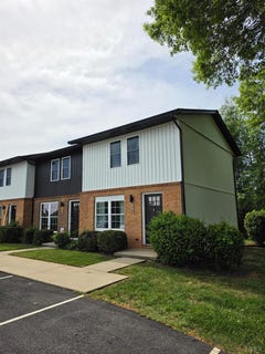 /international/us/178-dulwich-drive-amherst-va-110107432674/