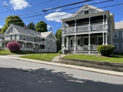 /international/us/131-133-141-green-street-brattleboro-vt-110108626515/