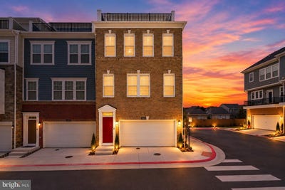 /international/us/10826-willow-ter-fairfax-va-110110374497/