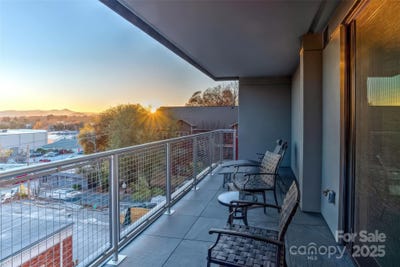 /international/us/145-biltmore-avenue-asheville-nc-110099079475/