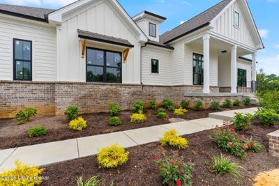 /international/us/3015-heather-green-blvd-la-grange-ky-110108301237/