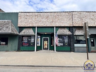 /international/us/609-s-topeka-lyndon-ks-110108127192/