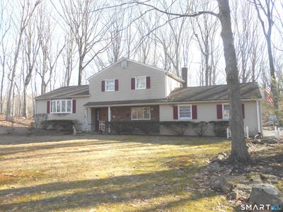 /international/us/18-st-francis-woods-road-madison-ct-110106478188/