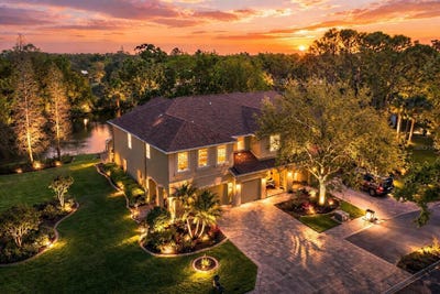 /international/us/9244-river-rock-lane-riverview-fl-110106692427/