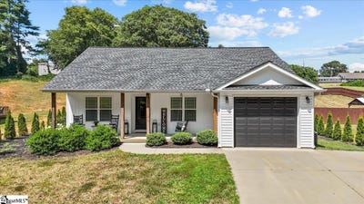 /international/us/204-n-randolph-avenue-landrum-sc-110101245929/?lang=it