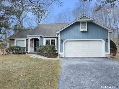 /international/us/5-kensington-road-monroe-ct-110106499682/