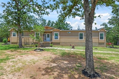 /international/us/735-boysenberry-road-somerville-tx-110100324964/