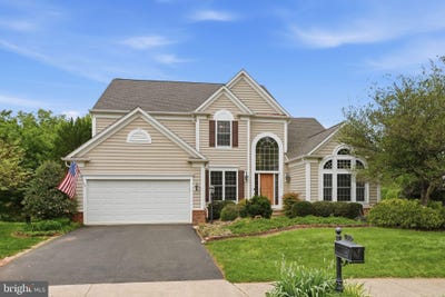 /international/us/6394-cedar-brook-lane-warrenton-va-110107614857/