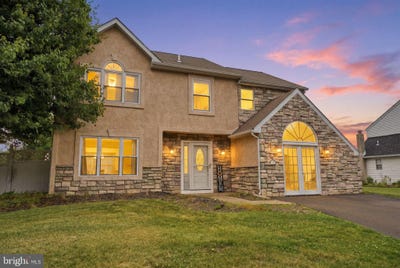 /international/us/2028-chatham-drive-bensalem-pa-110108716543/