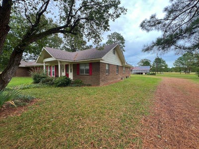 /international/us/12534-hwy-51-n-grenada-ms-110102523972/