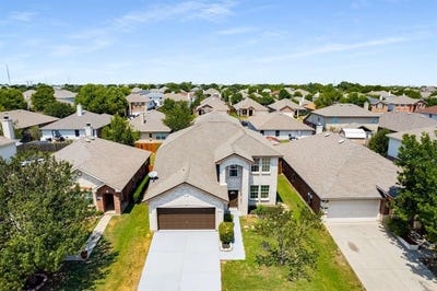 /international/us/4529-martingale-view-lane-fort-worth-tx-110101500952/